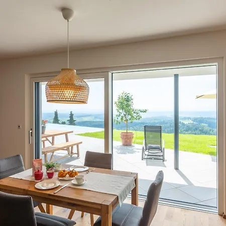 Ferienhaus Greim15 --- Ganzes Mit Fernsicht, Pool, Wellness Deutschlandsberg