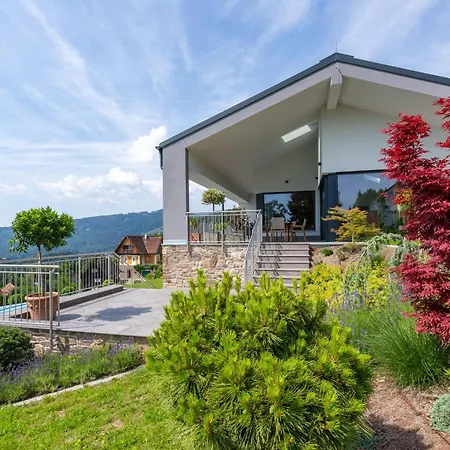 Greim15 --- Ganzes Mit Fernsicht, Pool, Wellness Ferienhaus Deutschlandsberg