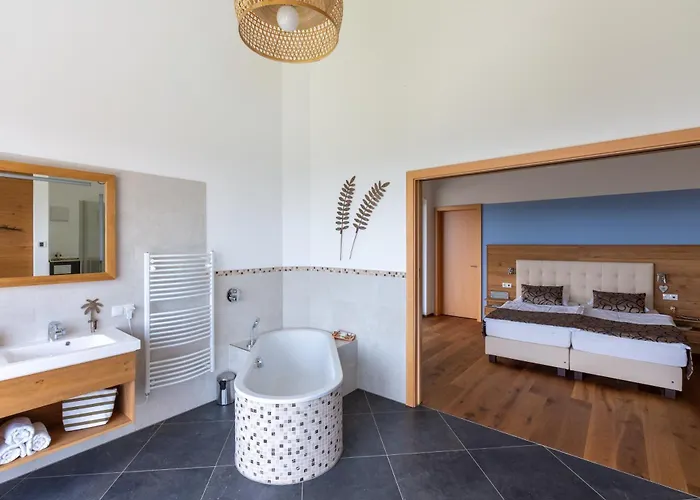 Greim15 --- Ganzes Mit Fernsicht, Pool, Wellness