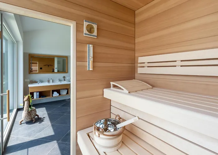 Greim15 --- Ganzes Mit Fernsicht, Pool, Wellness *